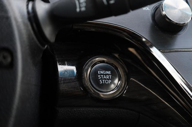 2013 Toyota Avalon XLE - 23024631 - 33