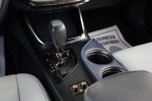 2013 Toyota Avalon XLE - 23024631 - 40