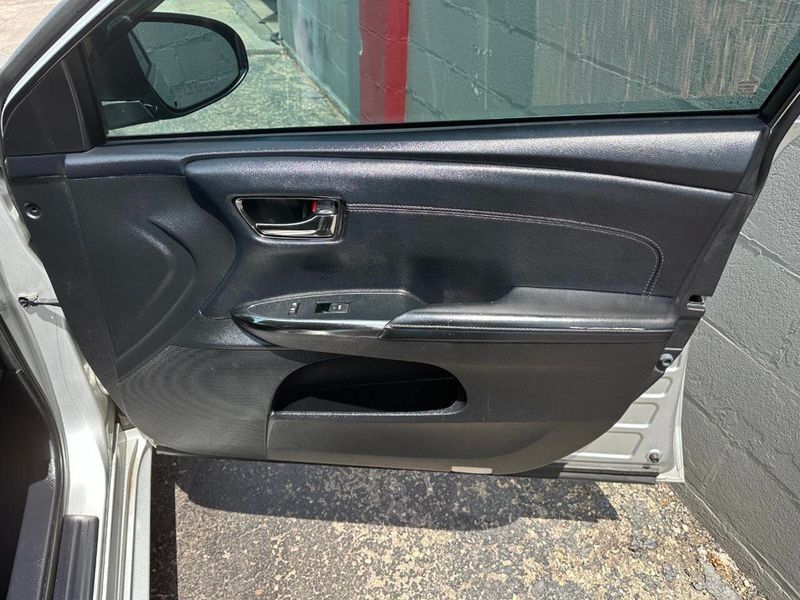 2013 Toyota Avalon XLE 4dr Sedan - 22883305 - 20