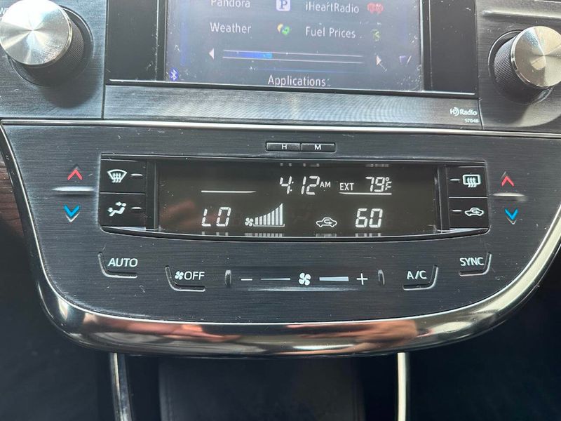 2013 Toyota Avalon XLE 4dr Sedan - 22883305 - 38