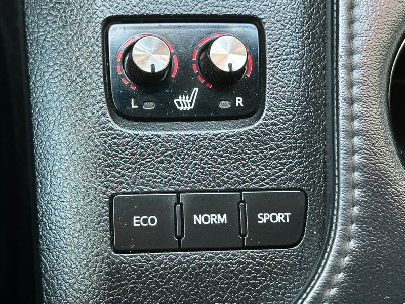 2013 Toyota Avalon XLE 4dr Sedan - 22883305 - 41