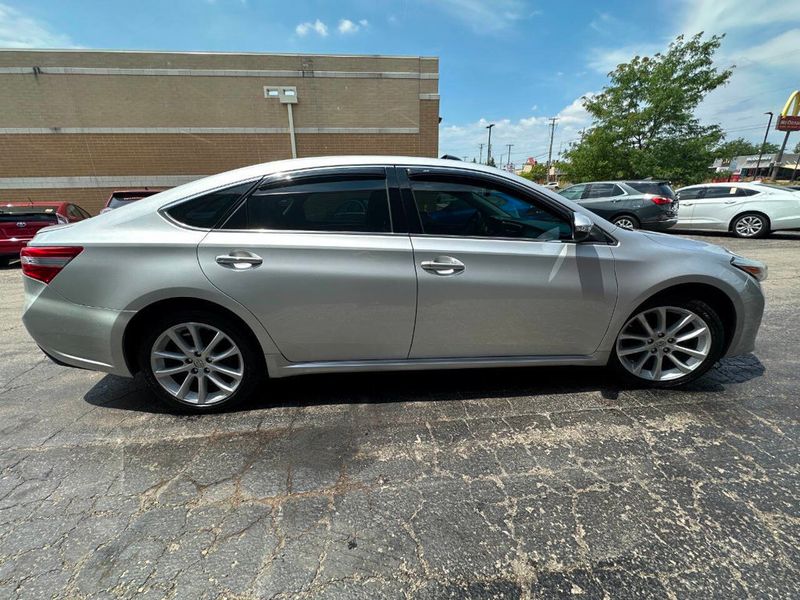 2013 Toyota Avalon XLE 4dr Sedan - 22883305 - 5