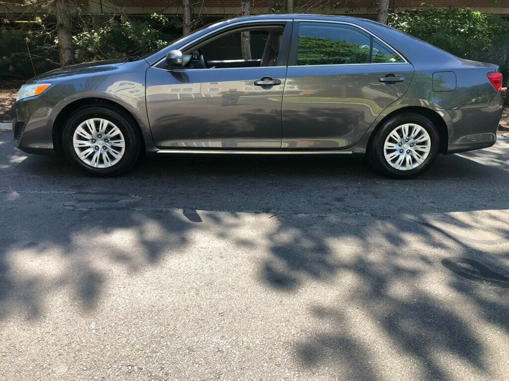 2013 Toyota Camry  - 23057869 - 1