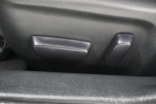 2013 Toyota Camry  - 22917637 - 12