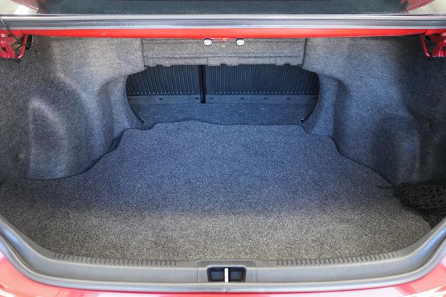 2013 Toyota Camry  - 22917637 - 20