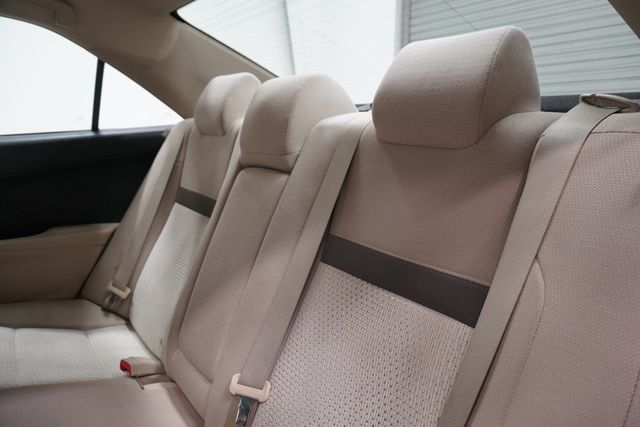 2013 Toyota Camry  - 22983987 - 9