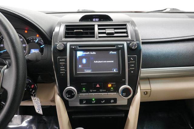 2013 Toyota Camry  - 22983987 - 13
