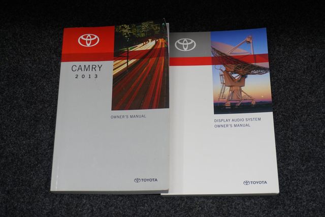 2013 Toyota Camry  - 22983987 - 17