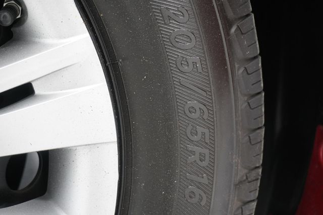 2013 Toyota Camry  - 22983987 - 20