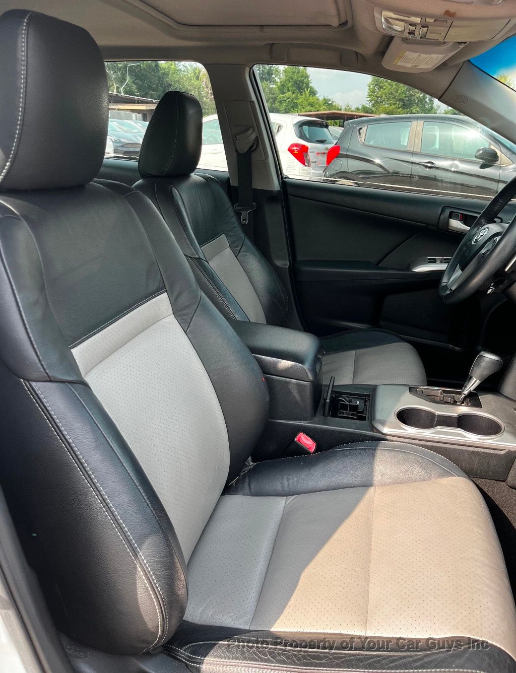 2013 Toyota Camry  - 23045140 - 19