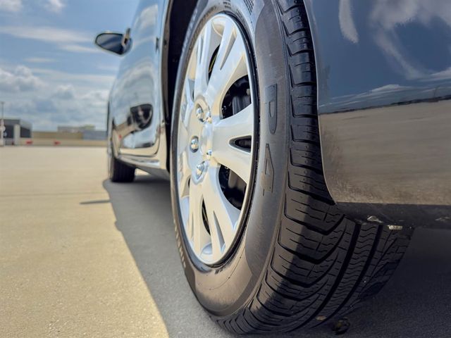 2013 Toyota Camry 4dr Sedan I4 Automatic L - 22860532 - 18