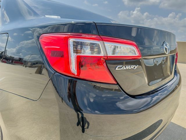 2013 Toyota Camry 4dr Sedan I4 Automatic L - 22860532 - 19