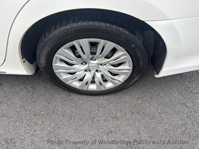 2013 Toyota Camry 4dr Sedan I4 Automatic LE - 22957537 - 14