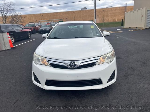 2013 Toyota Camry 4dr Sedan I4 Automatic LE - 22957537 - 1