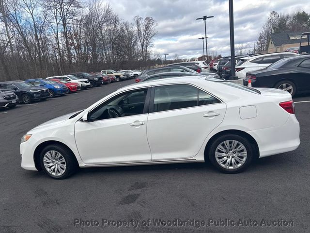 2013 Toyota Camry 4dr Sedan I4 Automatic LE - 22957537 - 4