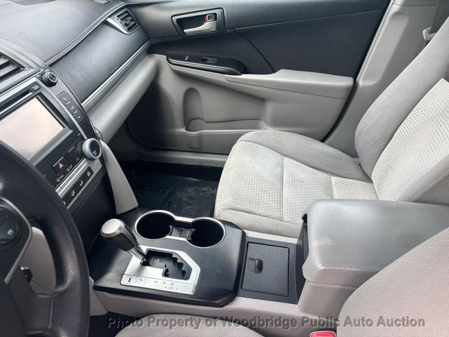 2013 Toyota Camry 4dr Sedan I4 Automatic LE - 22957537 - 8