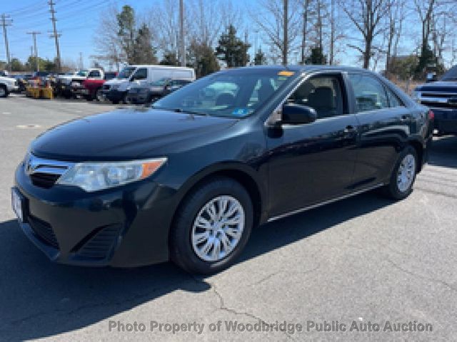 2013 Toyota Camry 4dr Sedan I4 Automatic LE - 23002781 - 0