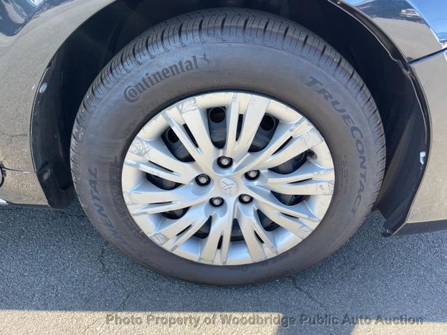 2013 Toyota Camry 4dr Sedan I4 Automatic LE - 23002781 - 10
