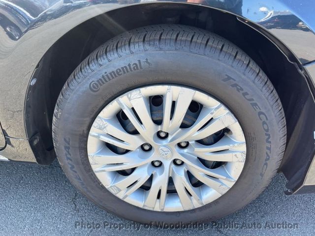 2013 Toyota Camry 4dr Sedan I4 Automatic LE - 23002781 - 12