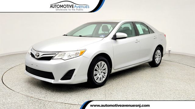 2013 Toyota Camry 4dr Sedan I4 Automatic LE - 23018134 - 0