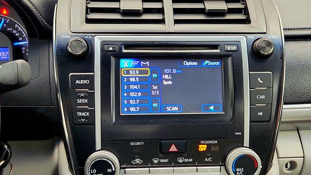 2013 Toyota Camry 4dr Sedan I4 Automatic LE - 23018134 - 17