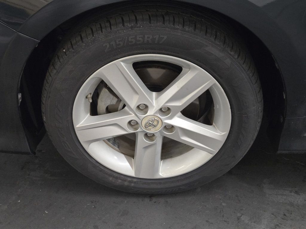 2013 Toyota Camry 4dr Sedan I4 Automatic SE - 22918371 - 5