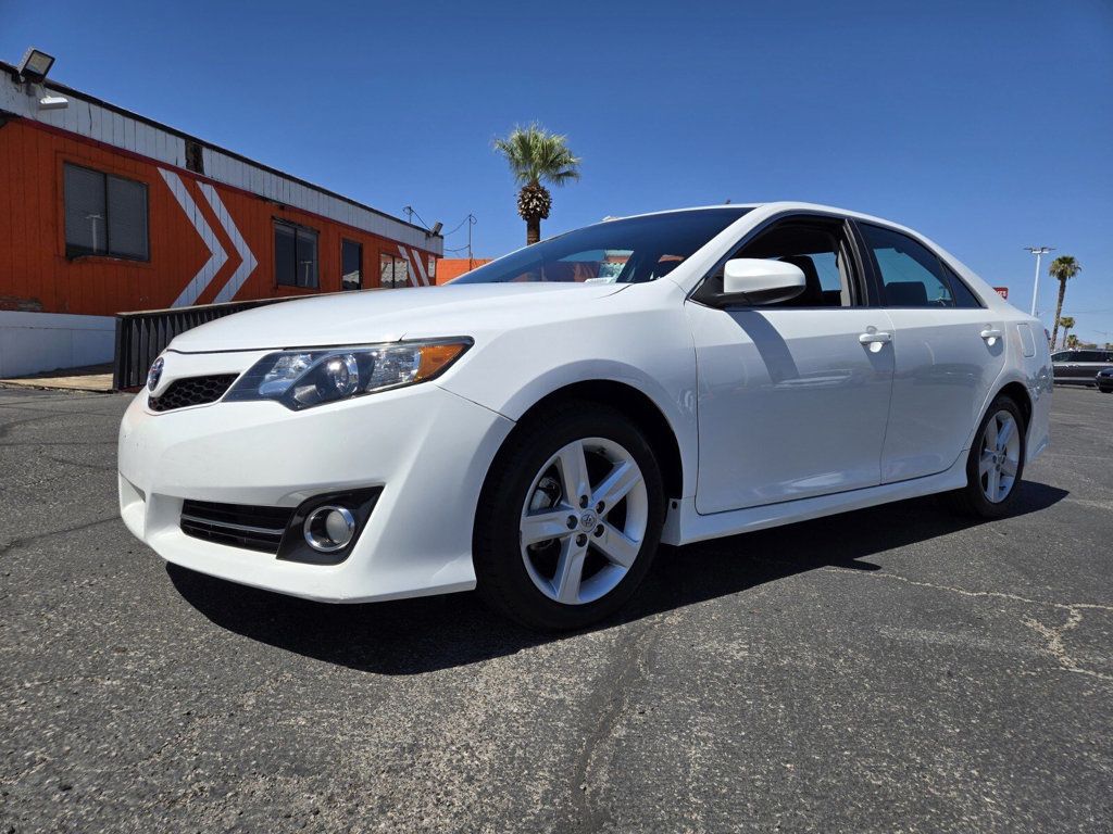 2013 Toyota Camry 4dr Sedan I4 Automatic SE - 22577186 - 0