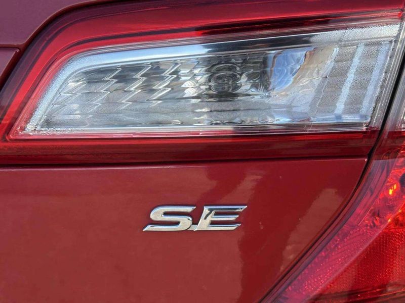 2013 Toyota Camry 4dr Sedan I4 Automatic SE - 22980686 - 12