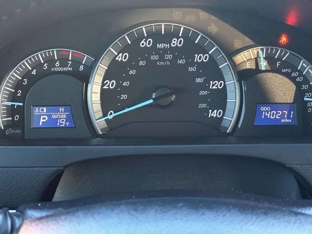 2013 Toyota Camry 4dr Sedan I4 Automatic SE - 22980686 - 24