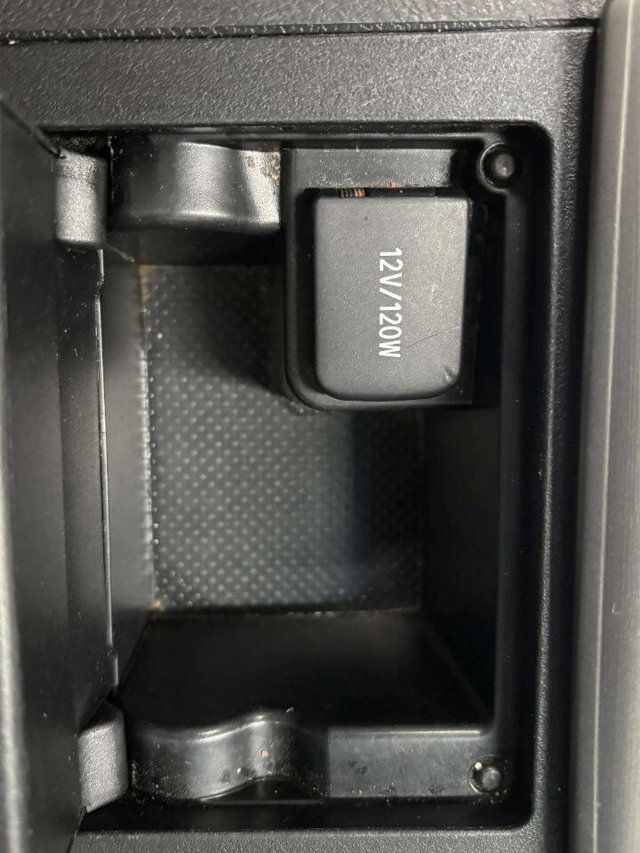 2013 Toyota Camry 4dr Sedan I4 Automatic SE - 23017461 - 33