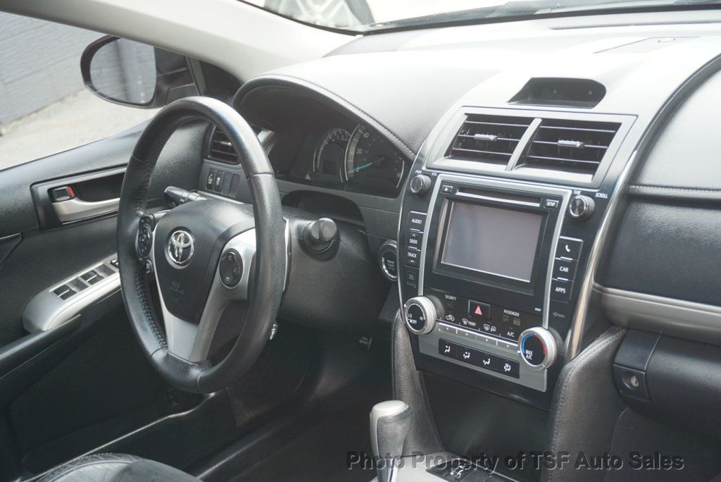 2013 Toyota Camry 4dr Sedan V6 Automatic SE NAVIGATION REAR CAMERA HEATED SEATS  - 23042688 - 16