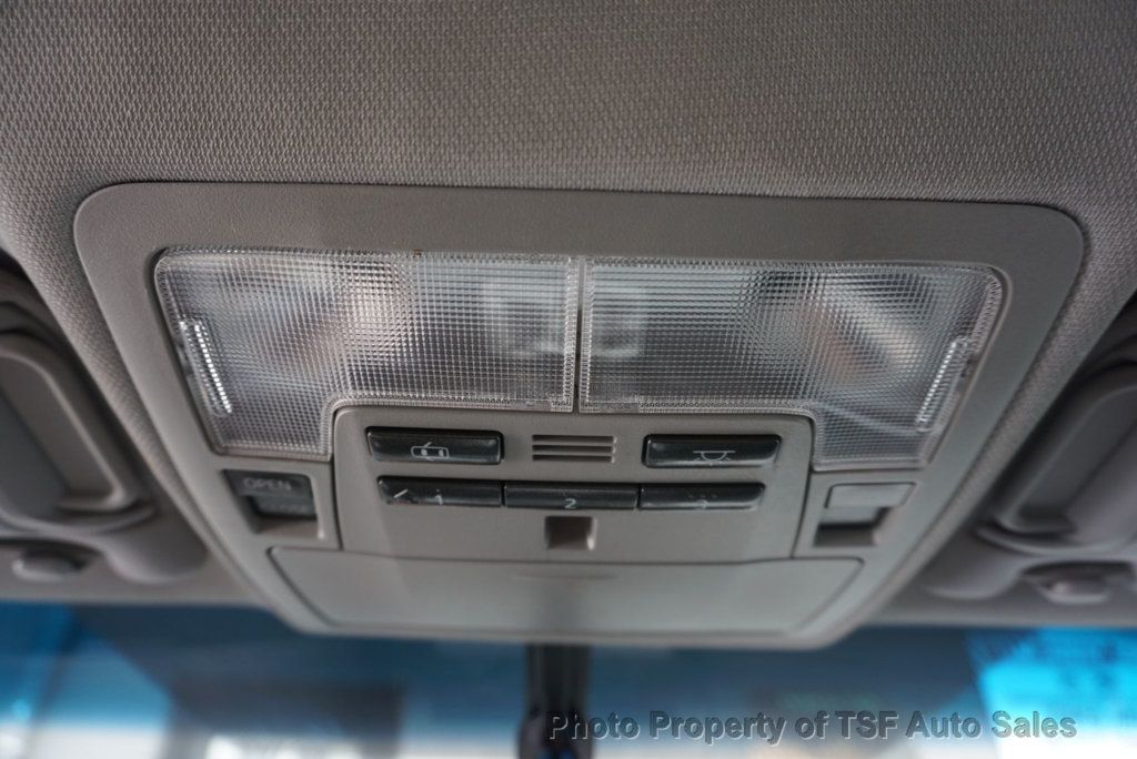 2013 Toyota Camry 4dr Sedan V6 Automatic SE NAVIGATION REAR CAMERA HEATED SEATS  - 23042688 - 36