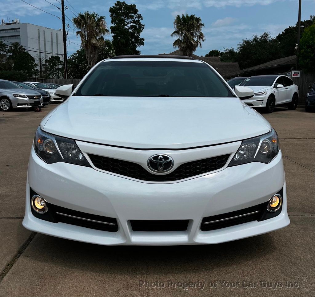 2013 Toyota Camry Two Tone Leather - 23045140 - 1