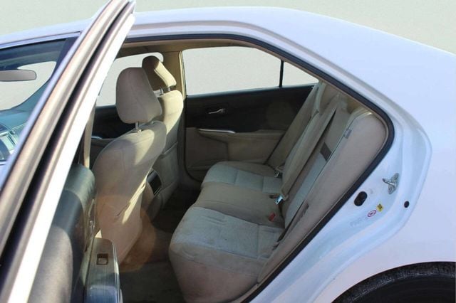 2013 Toyota Camry Hybrid 4dr Sedan XLE - 22956138 - 6