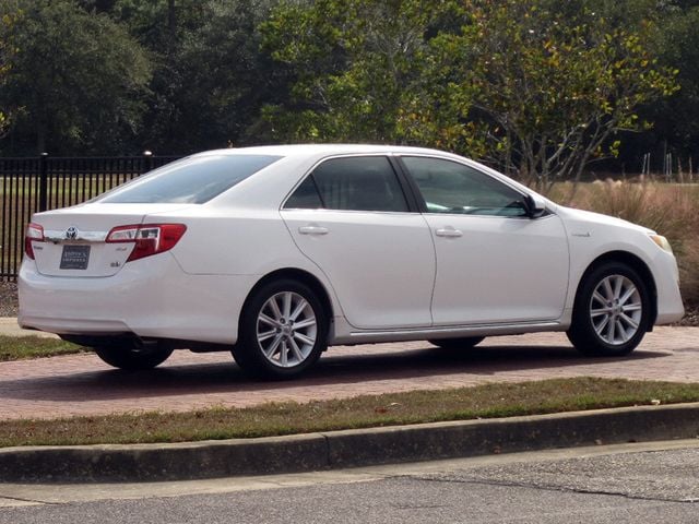 2013 Toyota Camry XLE Hybrid photo 5