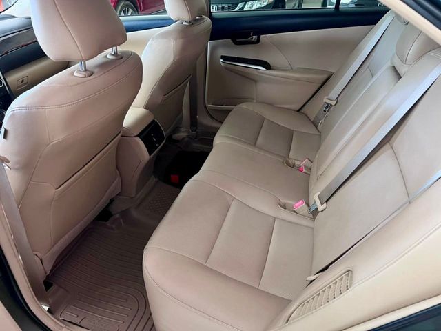 2013 Toyota Camry Hybrid Disponible para alquiler Automatico - 22966697 - 12