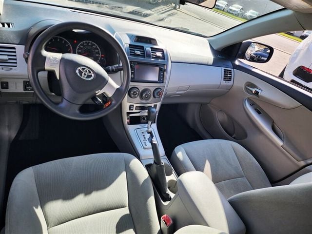 2013 Toyota Corolla  - 22760517 - 18