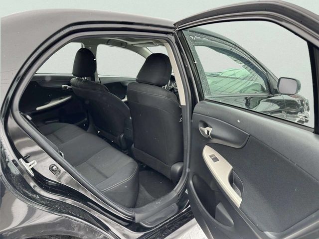 2013 Toyota Corolla 4dr Sedan Automatic S Special Edition - 22965524 - 14