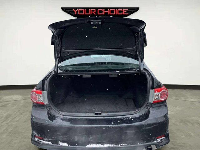 2013 Toyota Corolla 4dr Sedan Automatic S Special Edition - 22965524 - 19