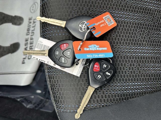 2013 Toyota Corolla 4dr Sedan Automatic S Special Edition - 22965524 - 37