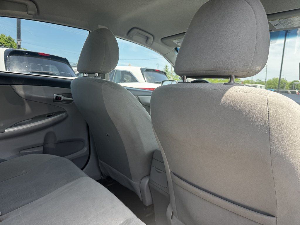 2013 Toyota Corolla 4dr Sedan Manual L - 23031358 - 13