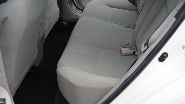 2013 Toyota Corolla JUST SERVICED  , VERY CLEAN INSIDE AND OUT  - 22893634 - 21