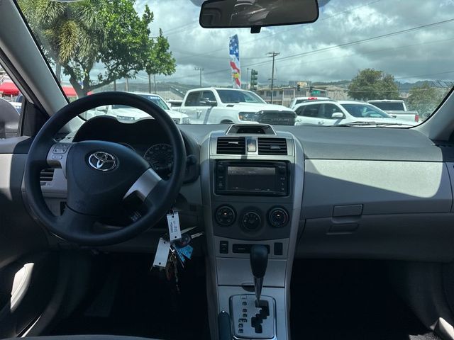 2013 Toyota Corolla LE - 22999937 - 12