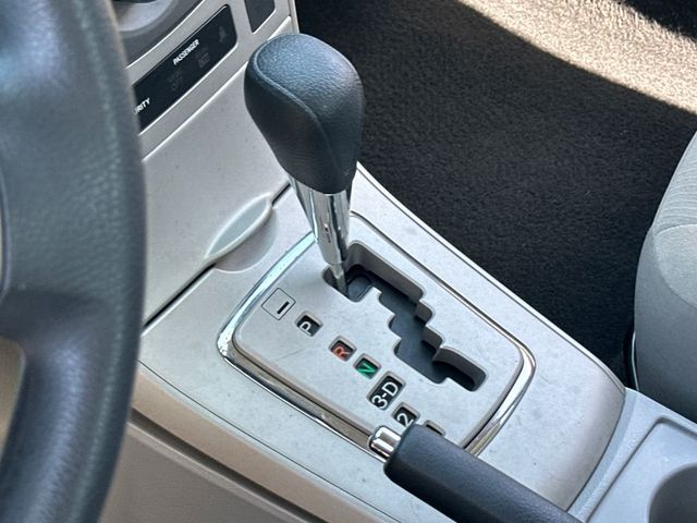 2013 Toyota Corolla LE - 22999937 - 16