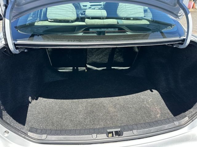 2013 Toyota Corolla LE - 22999937 - 17