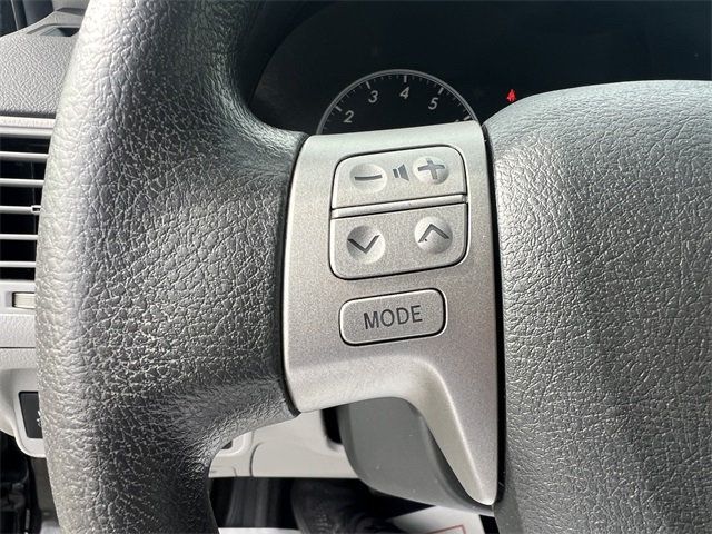 2013 Toyota Corolla LE - 22940744 - 18