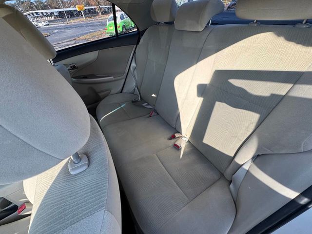 2013 Toyota Corolla LE 4dr Sedan 4A - 22950600 - 13