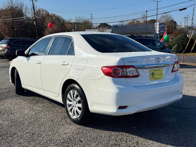 2013 Toyota Corolla LE 4dr Sedan 4A - 22950600 - 2