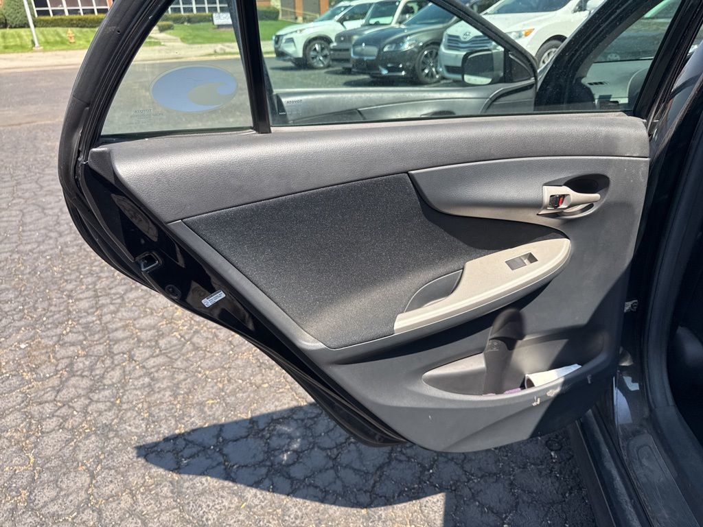 2013 Toyota Corolla S - 23016677 - 15