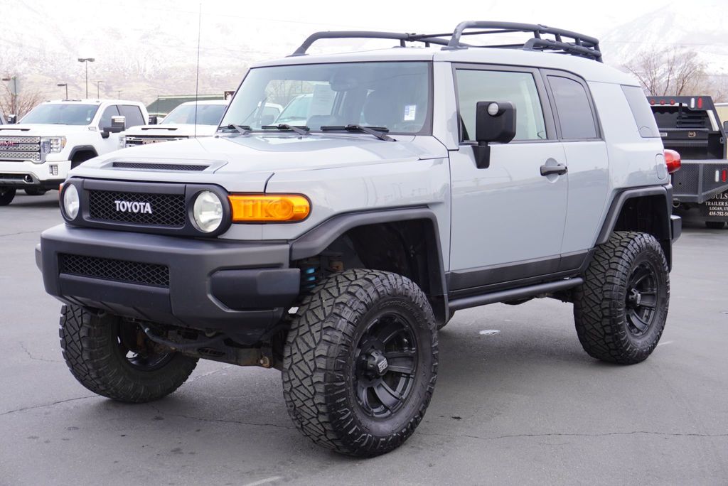 2013 Toyota FJ Cruiser  - 22778835 - 0